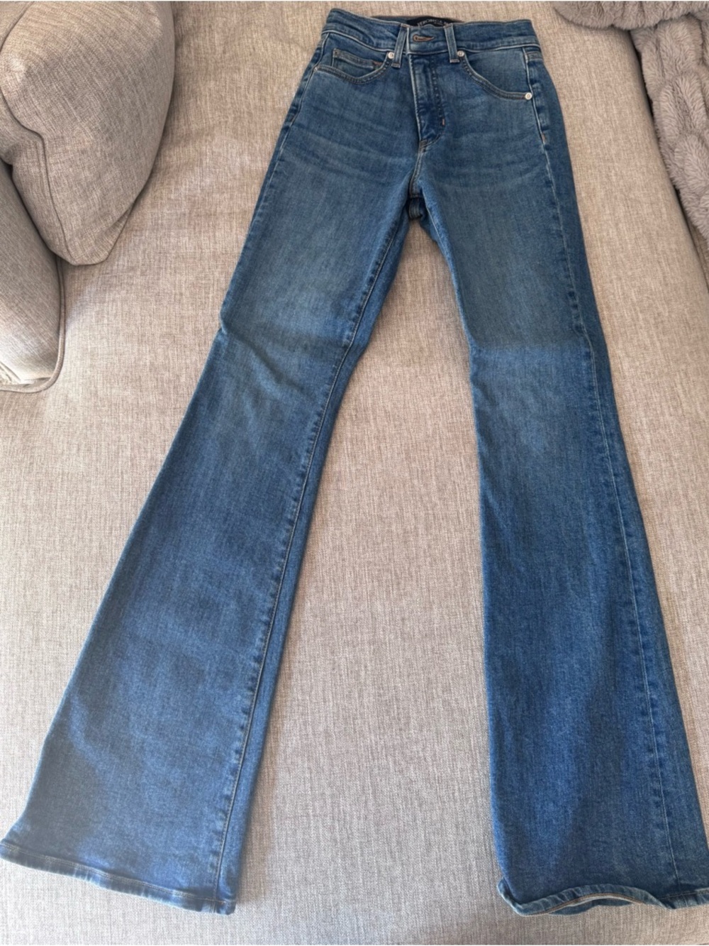 Veronica Beard Beverly Skinny-Flare Jean size 26 Sedona River - Picture 8 of 8